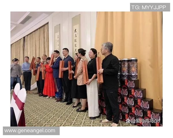 探索当代艺术潮流与传统文化融合的创新路径：文化产业发展的新机遇与挑战